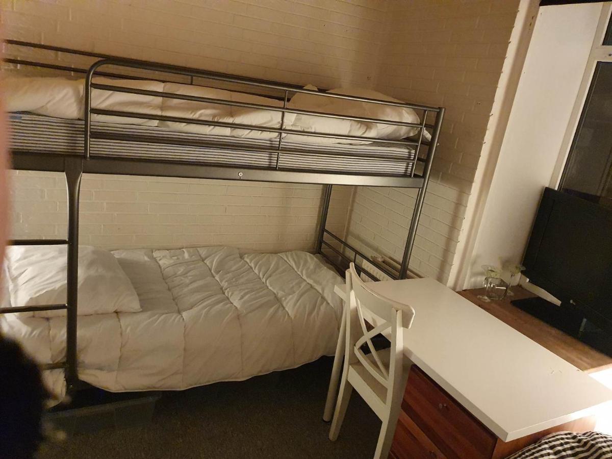 Rundvejen Guest House Ольборг Экстерьер фото